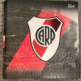 carpeta-nro-3-futbol-river-escudo.-banda-roja-negra